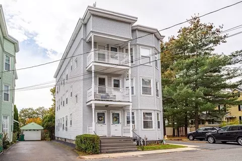 33-35 Hancock St, Fitchburg, MA 01420