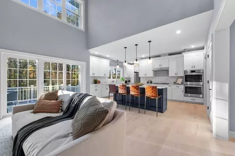 4 Old Colony Rd, Burlington, MA 01803