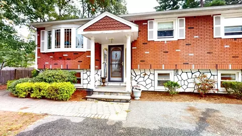 8 Fernwood Rd, Billerica, MA 01821