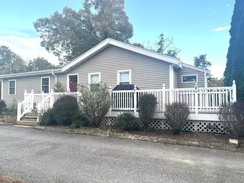 410 Wareham St, Middleboro, MA 02346