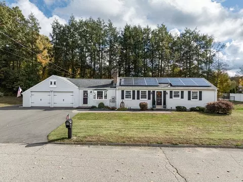 9 Melody Ln, East Longmeadow, MA 01028