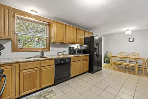307 Marion Rd, Wareham, MA 02571 photo 8