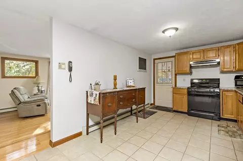 307 Marion Rd, Wareham, MA 02571 photo 7