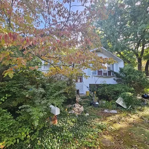 38 Concetta Dr, Bridgewater, MA 02324