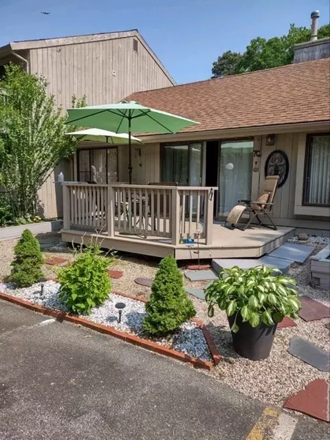 481 Buck Island Rd #7CD, Yarmouth, MA 02673