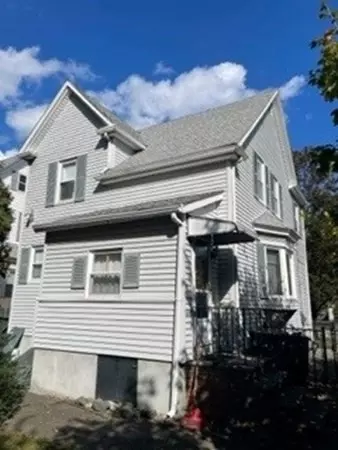 12 Myrtle St, Everett, MA 02149 photo 2