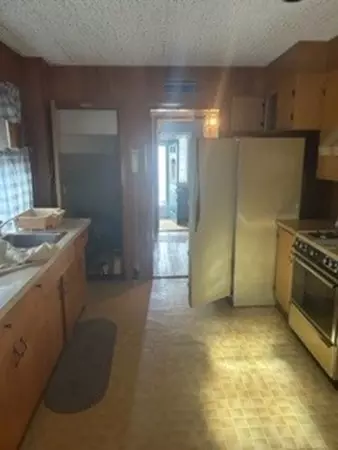 12 Myrtle St, Everett, MA 02149 photo 6
