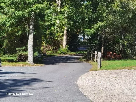 942 W Main St, Centerville, MA 02632 photo 10