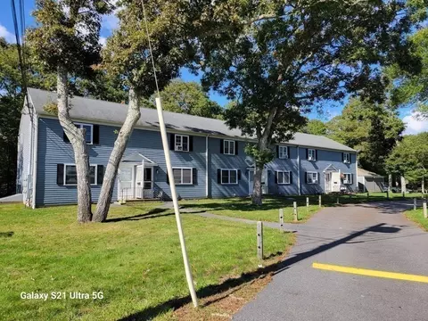 942 W Main St, Centerville, MA 02632 photo 8