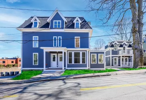68 Chestnut St #3, Newton, MA 02465