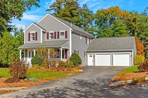277 Tibbett Cir, Fitchburg, MA 01420