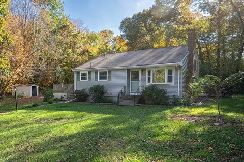 348 Old Pond St, Avon, MA 02322