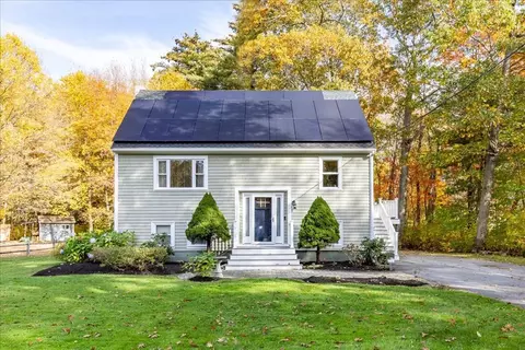 2 Souther Ln, Salisbury, MA 01952
