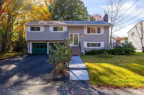 25 Glenway St, Dedham, MA 02026