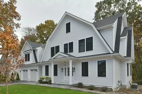 30 Oscars Way, Dedham, MA 02026 photo 2