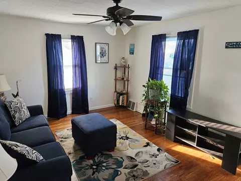 27 Stocker St, Springfield, MA 01129 photo 16