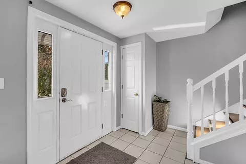 8 Onset St # -A, Worcester, MA 01604 photo 3