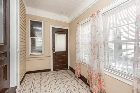 325 Hope St, Fall River, MA 02721 photo 17