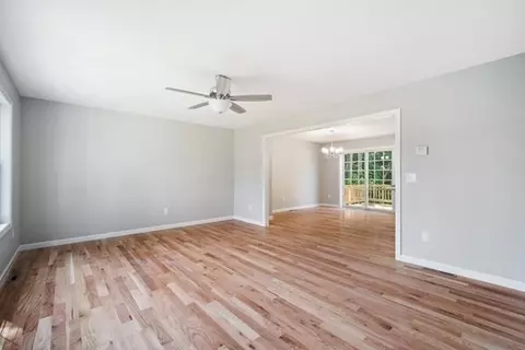 16 Ivan, Springfield, MA 01104 photo 10
