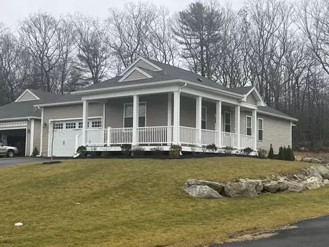 3 Harvey Spaulding #31B, Uxbridge, MA 01569
