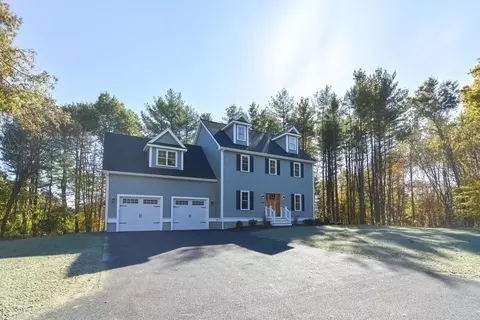 156 Alfred Lord, Taunton, MA 02780