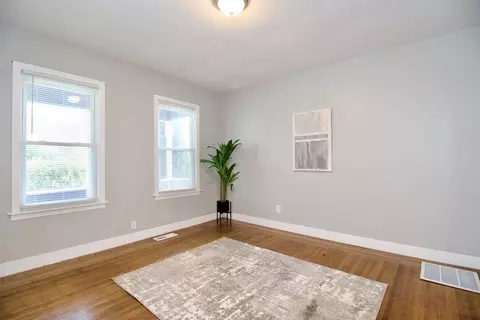 20 Crosby St, Springfield, MA 01105 photo 6