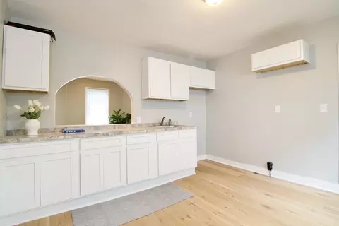 20 Crosby St, Springfield, MA 01105 photo 18
