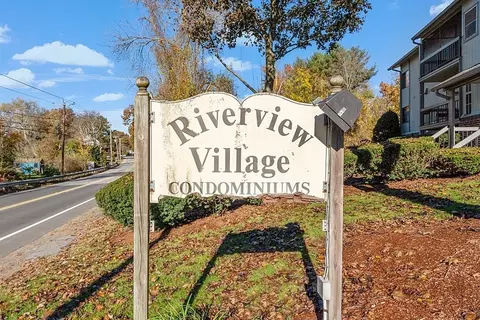 1461 Pawtucket Blvd #4-4, Lowell, MA 01854