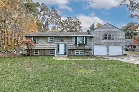 652 Old Warren Rd, Swansea, MA 02777