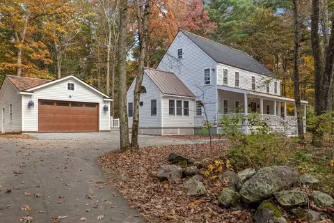 32 Carl Rd, Walpole, MA 02081