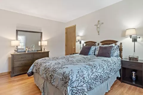 272 Savoie St, Fall River, MA 02723 photo 25