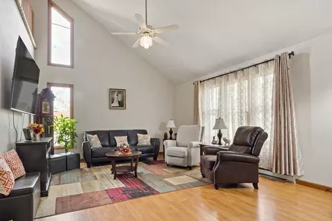 272 Savoie St, Fall River, MA 02723 photo 6