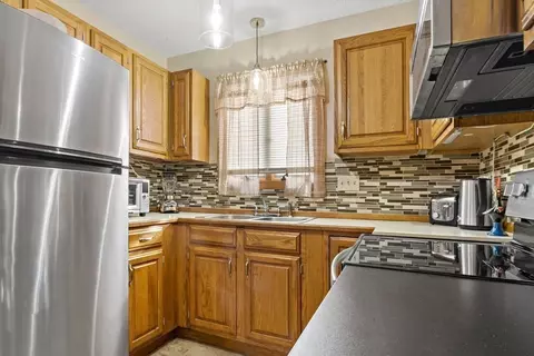 272 Savoie St, Fall River, MA 02723 photo 13