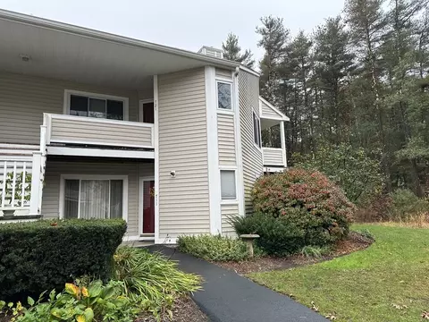 750 Whittenton St #711, Taunton, MA 02780