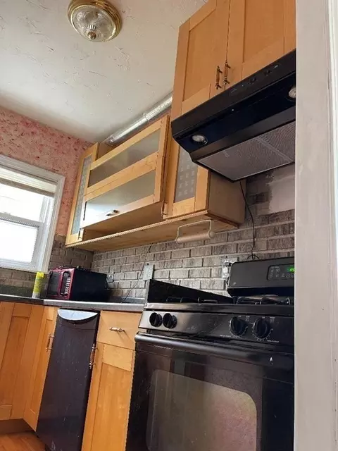 198 Kilburn, Fall River, MA 02724 photo 11