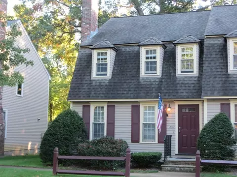 894 Wellman Ave #894, Chelmsford, MA 01863