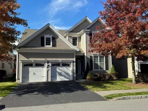 35 Sherwood Dr #35, Methuen, MA 01844