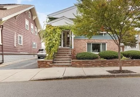 25 Wolcott St, Everett, MA 02149 photo 3