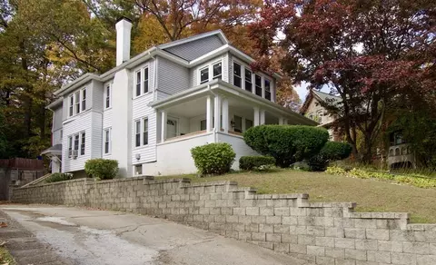 758-760 Alden St, Springfield, MA 01109