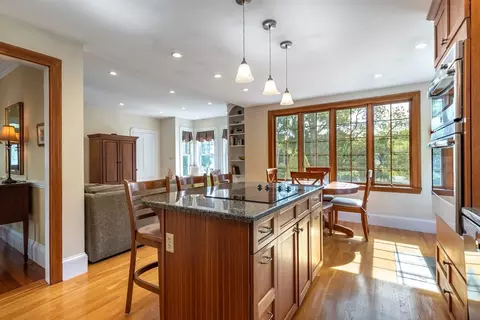 202 Bridge St, Beverly, MA 01915 photo 12
