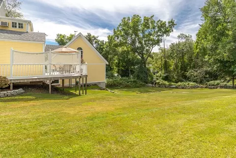 202 Bridge St, Beverly, MA 01915 photo 31