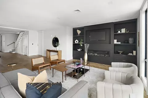 532-534 E Third St #505, Boston, MA 02127