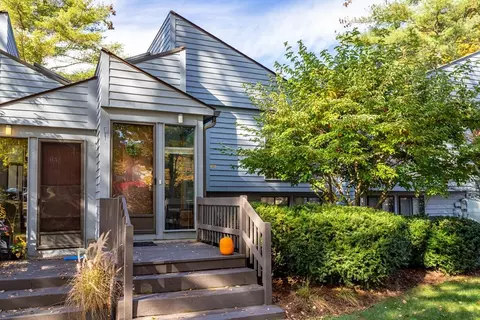 114 Waterside Clearing #114, Acton, MA 01720