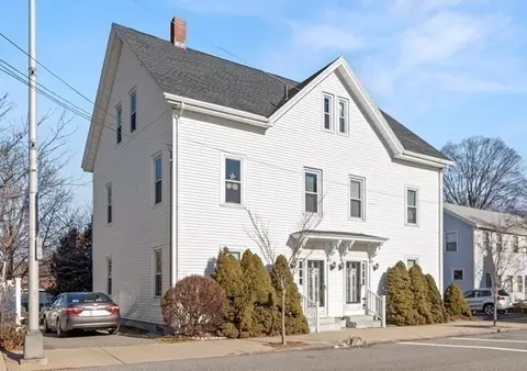 38-40 Pleasant St, Reading, MA 01867 photo 2