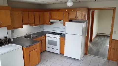 38-40 Pleasant St, Reading, MA 01867 photo 10