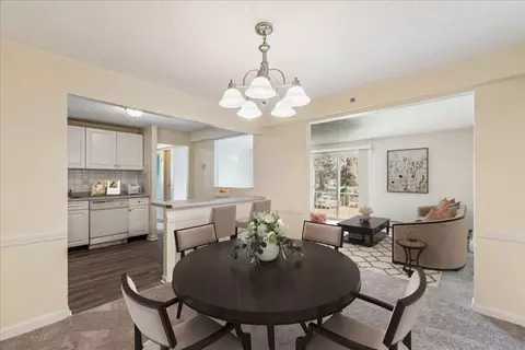 23 Clarks Rd #201, Amesbury, MA 01913