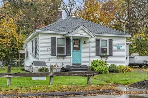 12 Valdalia Ave, Fitchburg, MA 01420