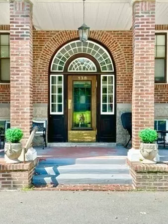 138 Main #7, Fairhaven, MA 02719