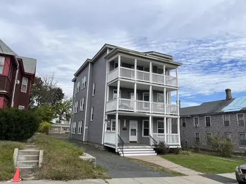 17-19 Gates St, Holyoke, MA 01040