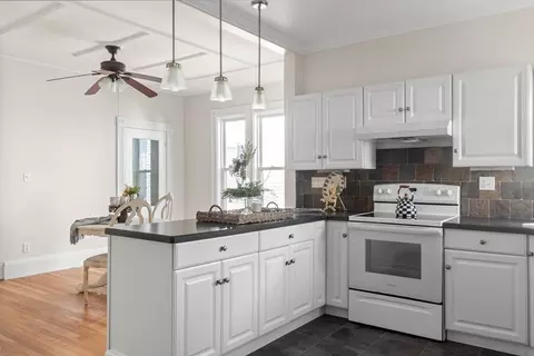 41 Beacon St #-, Gloucester, MA 01930 photo 4